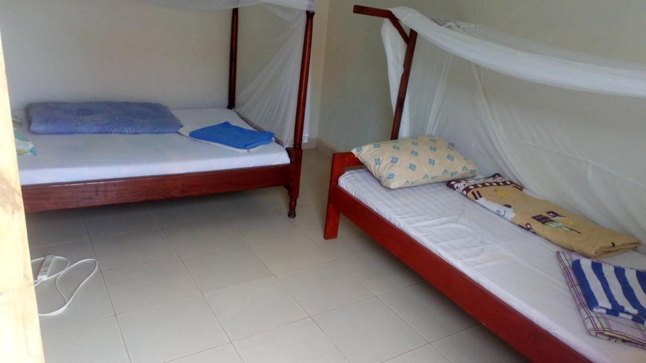 Knowledge For Change House Hotel Fort Portal Екстериор снимка